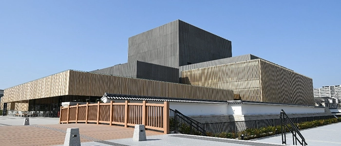 Sanyu Rec Hall Reflecting the Culture of Takatsuki