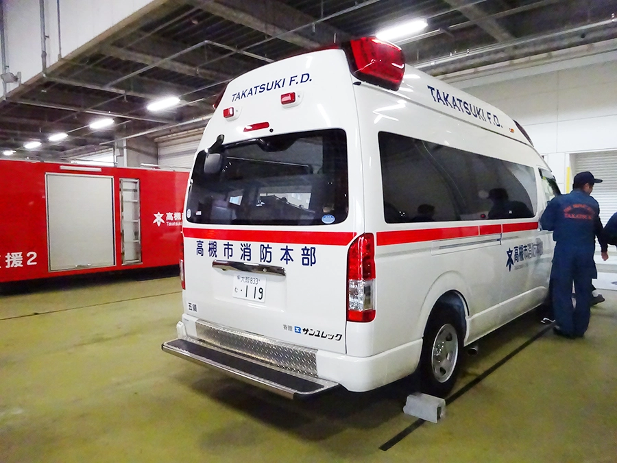 SANYU REC's Service: Donation of an Ambulance to Takatsuki City